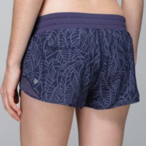 Hotty hot short - Pretty Calm Cadet Greyvy - sz 6